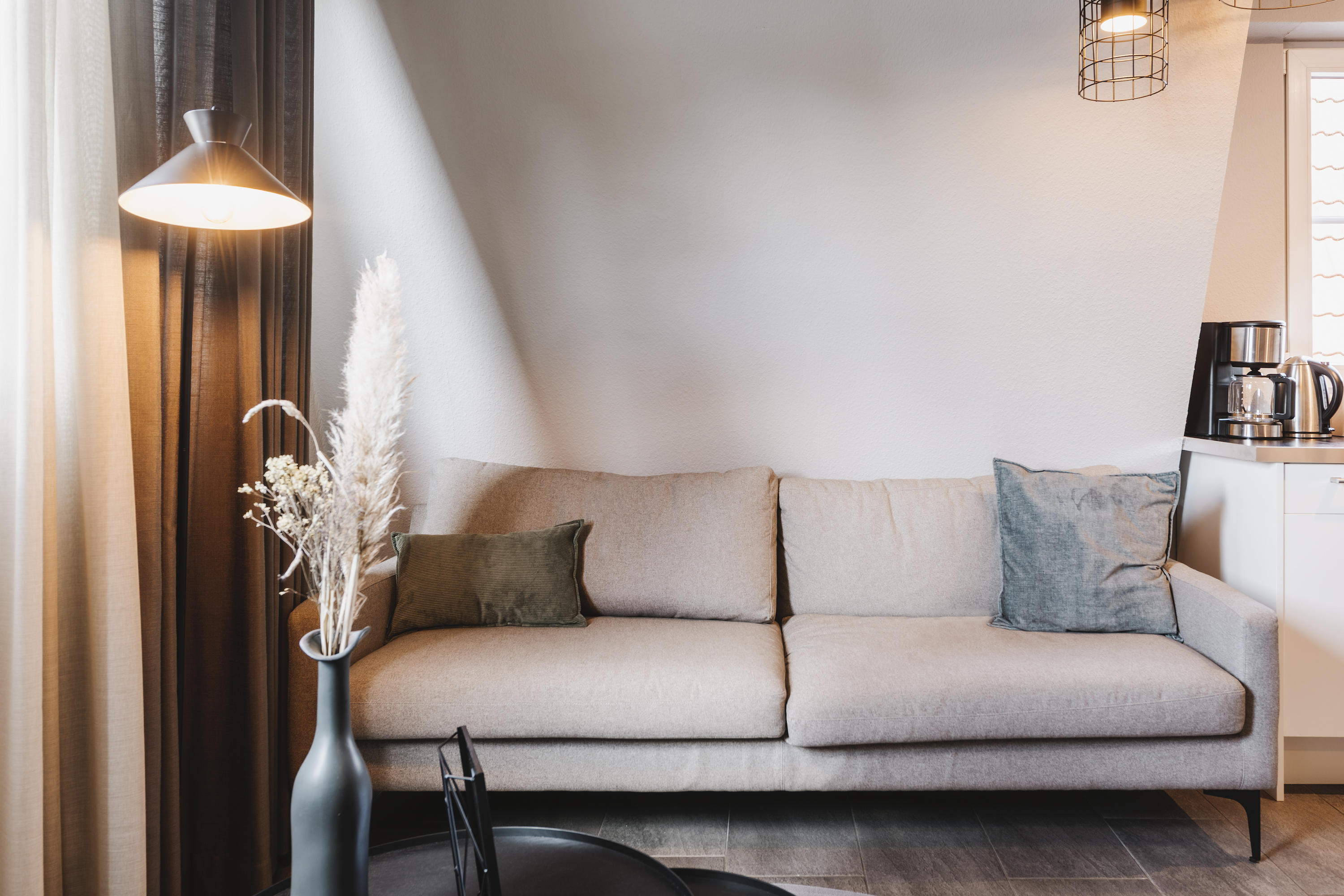 Sillon sin respaldo  Sofa design, Living room sofa design