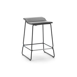 Last Minute - taburete medio | Bar stools | viccarbe