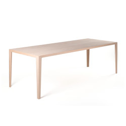 WOGG 38 Table | oak | Contract tables | WOGG