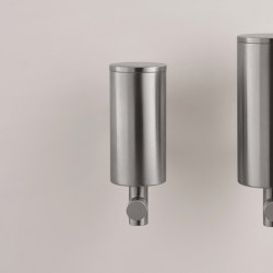T10JR - Soap dispenser | Bathroom accessories | VOLA