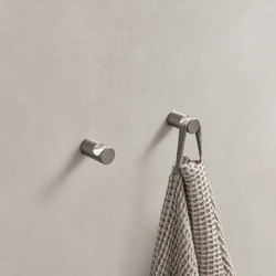 T17 - Handtuchhalter | Towel rails | VOLA