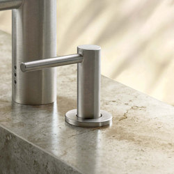 T36 - Soap dispenser | Bathroom accessories | VOLA