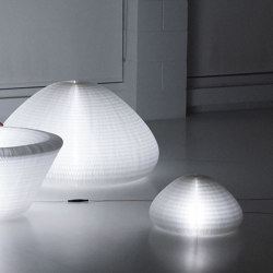 urchin softlight | shape shifting lamp | Luminaires de table | molo