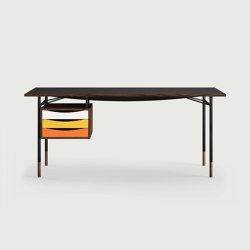 Nyhavn Table and Tray Unit | Desks | House of Finn Juhl - Onecollection