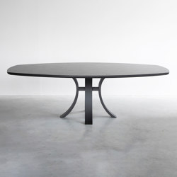 Kops Slim semi-oval table | Esstische | Van Rossum