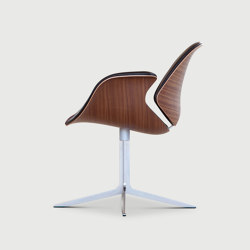 Council Lounge Chair | Poltrone | House of Finn Juhl - Onecollection