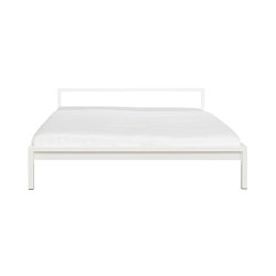 Pure Steel Powder Coated Bed Frame | H 690 w
H 694 w | Beds | Hans Hansen & The Hansen Family