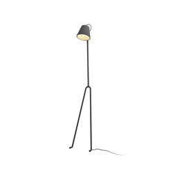 Mañana free-standing lamp in lacquered steel