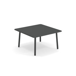 Darwin Coffee table | 526 | Tabletop square | EMU Group