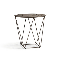 Joco Side Table | Tables d'appoint | Walter K.