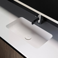 H6 Solidsurface top with integrated washbasin