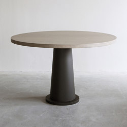 Kops dining table round metal base | Esstische | Van Rossum