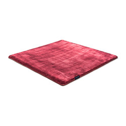 Studio NYC Pearl Edition cranberry | Rugs | kymo