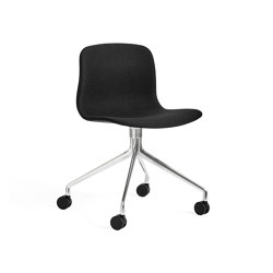 About A Chair AAC15 | without armrests | HAY