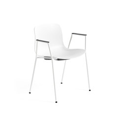 About A Chair AAC18 | stackable | HAY