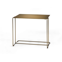 Oki Side Table | Tavolini alti | Walter K.