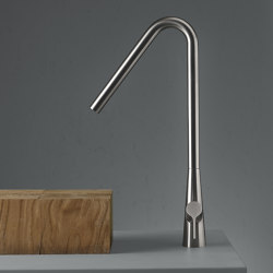 Volcano | Stainless steel Deck mounted mixer | Kitchen taps | Quadrodesign