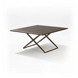 Zebra Up&Down square table | Dining tables | Fast