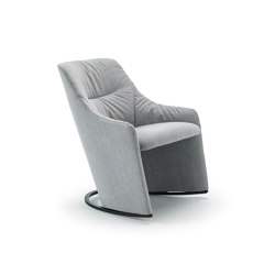 Nagi lounge chair with low backrest & soft upholstery | Sessel | viccarbe