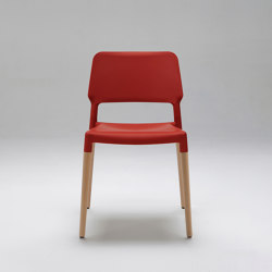 Belloch Chair | Furniture | Chaises | Santa & Cole