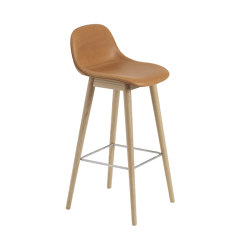 Fiber Bar Stool | Wood Base | Leather | Bar stools | Muuto