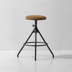 Akron Counter Stool With Leather Seat |  | District Eight