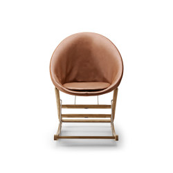 AB001 Rocking Nest Chair | Seat and backrest upholstered | Carl Hansen & Søn