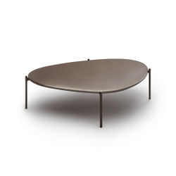 Ishino Side Table | Couchtische | Walter K.