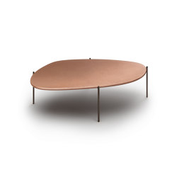 Ishino Side Table | Mesas de centro | Walter K.