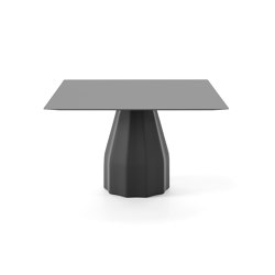 Burin 120x120 H74 | Dining tables | viccarbe