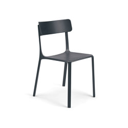 Ruelle with plastic back | Chairs | Infiniti