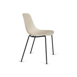 Pure Loop Mono 4 legs | Chairs | Infiniti