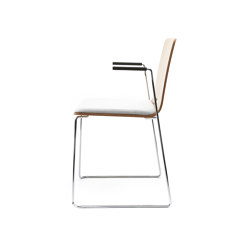 sitting smartKA | Skid chair with integrated armrests | Chairs | lento