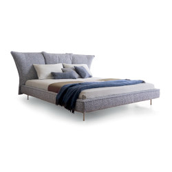 Madame C bed | Beds | Bonaldo