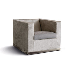 Suitcase Line Armchair | with armrests | Minotti