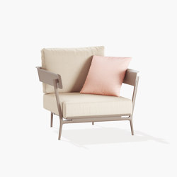Aikana armchair | Armchairs | Fast