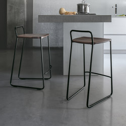 Danske C | Bar stools | Extendo