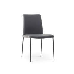 Jaro-200 Chair | Chairs | Christine Kröncke
