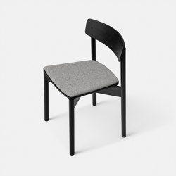 T01 | Cross Chair Oak Black lacquer Grey Hallingdal