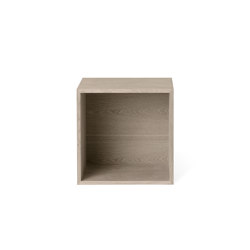 Stacked Storage System | Medium With Backboard | Étagères | Muuto