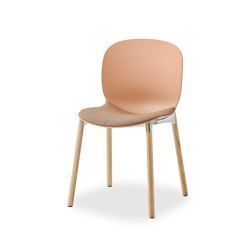 RBM Noor 6080 | Chairs | Flokk