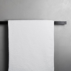 Reframe Collection | Towel bar - black | Estanterías toallas | Unidrain
