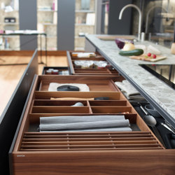 FINE Customisable drawers and bins |  | Santos