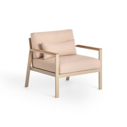 Timeless Lounge Chair | Poltrone | GANDIABLASCO