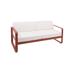 Bellevie | 2-Seater Sofa – Off-White Cushions | Divani | FERMOB