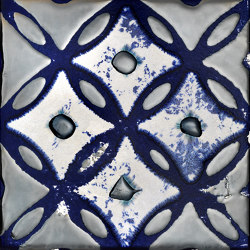 Flora Tiles | Clover Blue Spring | Ceramic tiles | Devon&Devon