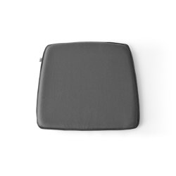 WM String Cushion | Outdoor/Lounge Dark Grey | Cuscini sedute | Audo Copenhagen