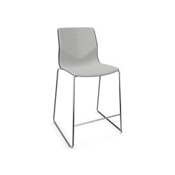 FourSure® 90 upholstery | Counter stools | Four Design