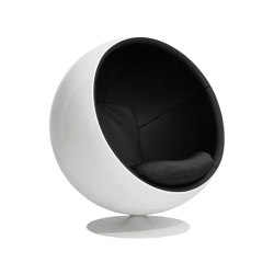 Ball chair, leather. Upholstery: natural leather, black | Armchairs | Eero Aarnio Originals