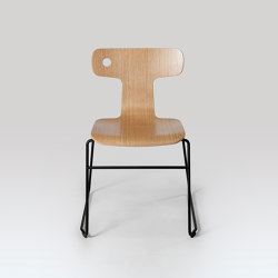 Moore | Chair | without armrests | Liqui Contracts